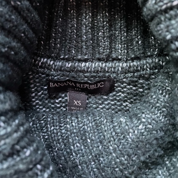 Heather green turtleneck sweater - Picture 5 of 7